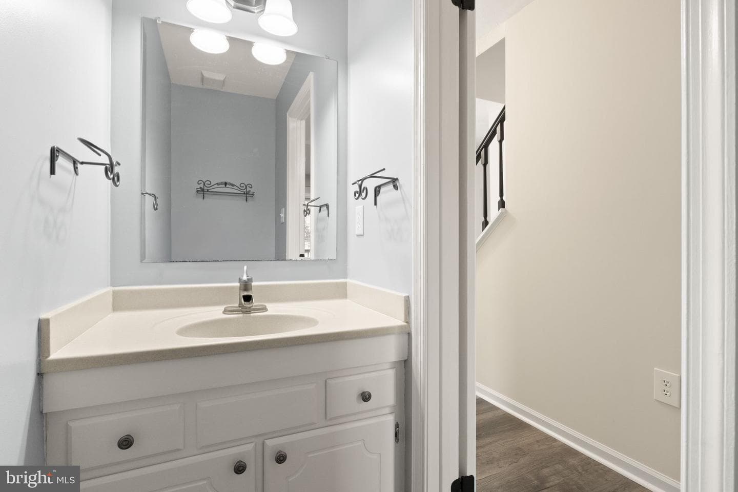 5876 Anthony Drive photo 22