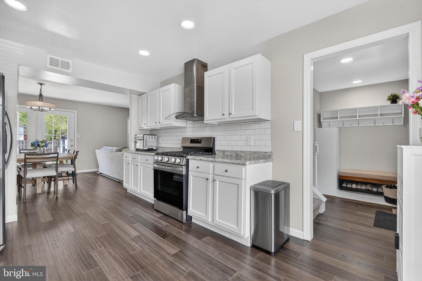 7511 Bedford Road photo 5