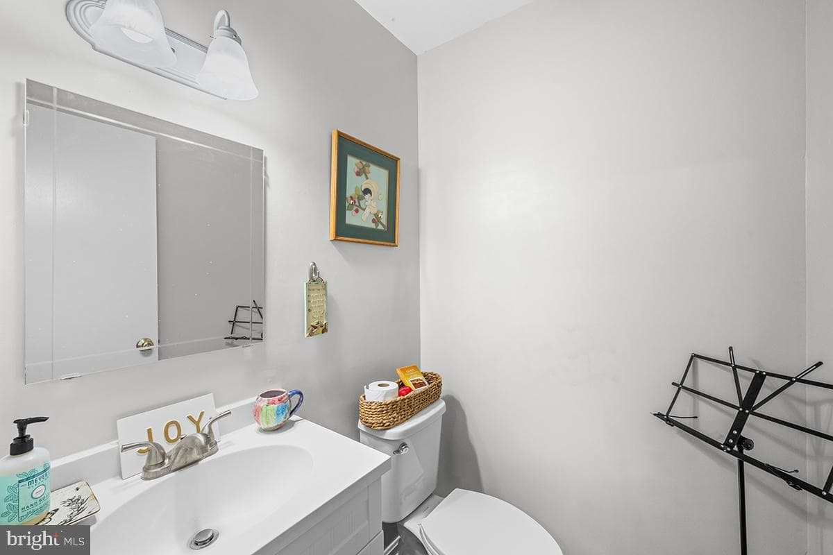 12207 Cinnamon Street photo 18