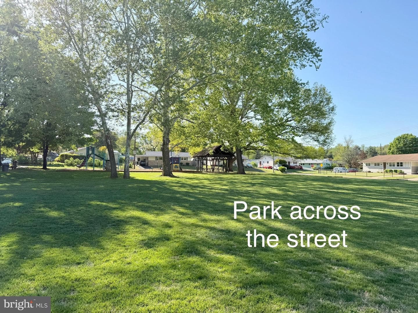 13525 Wood Street photo 47
