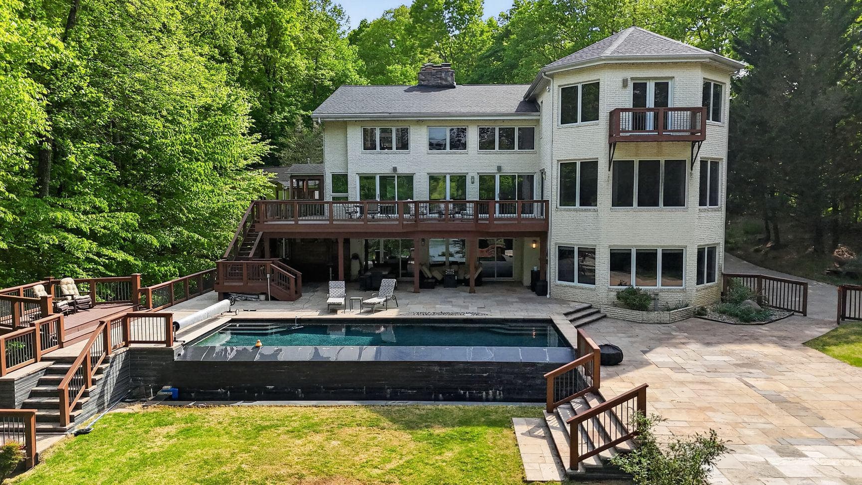 4496 Occoquan View Court photo 14
