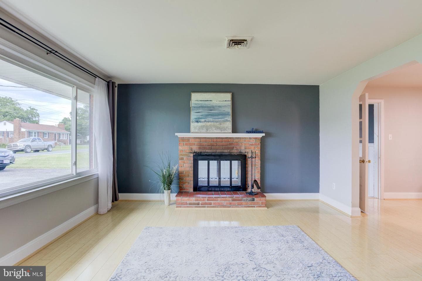 1105 Laurel Street photo 5