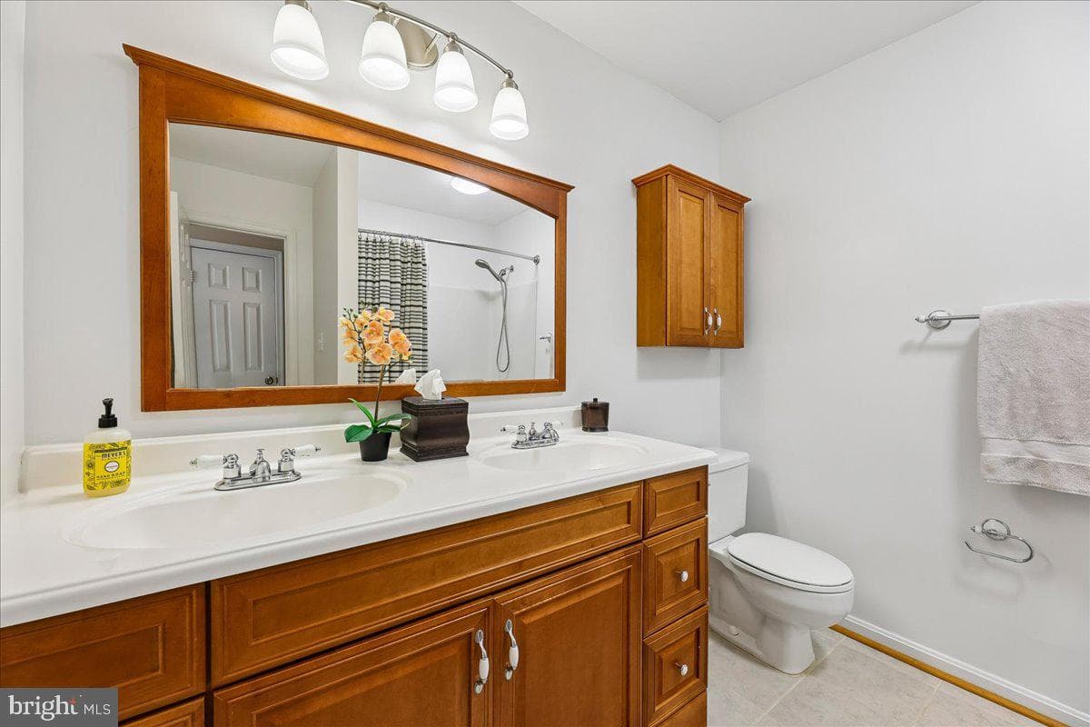 5211 Spring Branch Boulevard photo 13