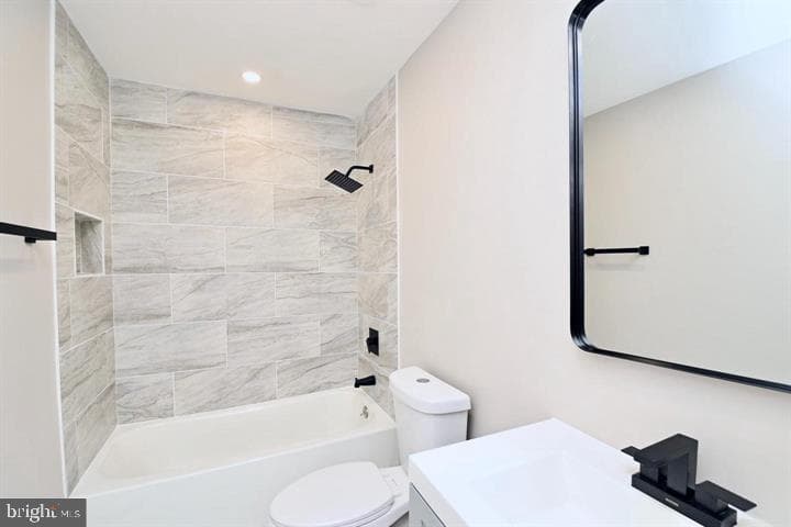 4127 Ferrara Terrace photo 8