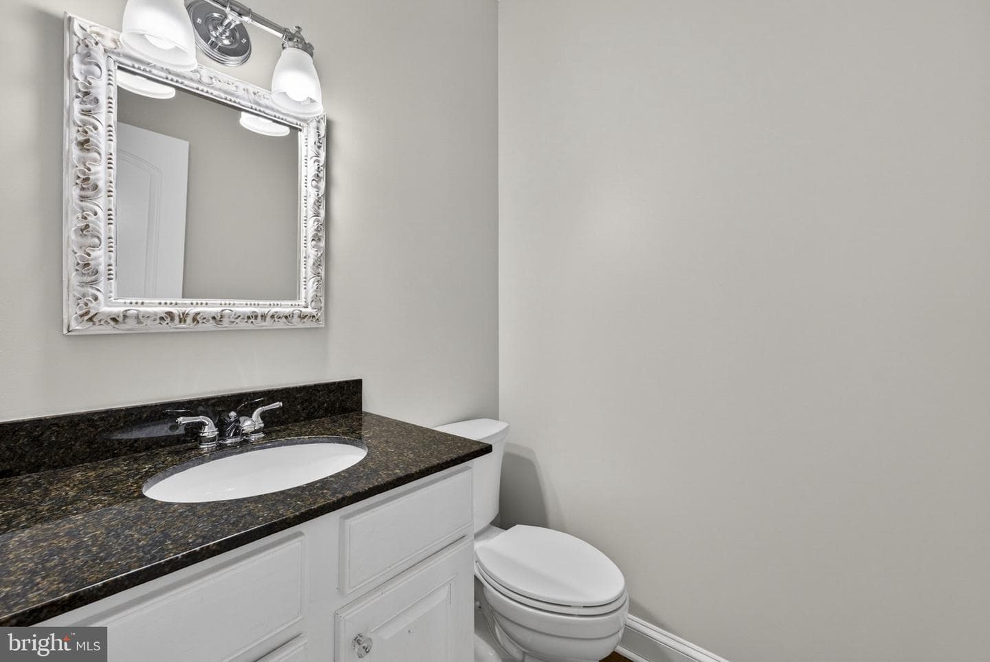 2075 Mountain Road photo 23