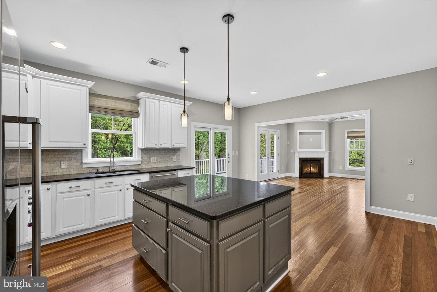 2075 Mountain Road photo 28