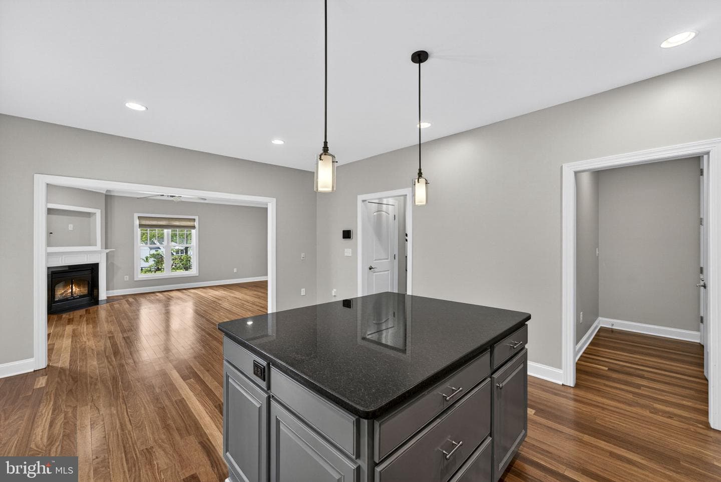 2075 Mountain Road photo 30