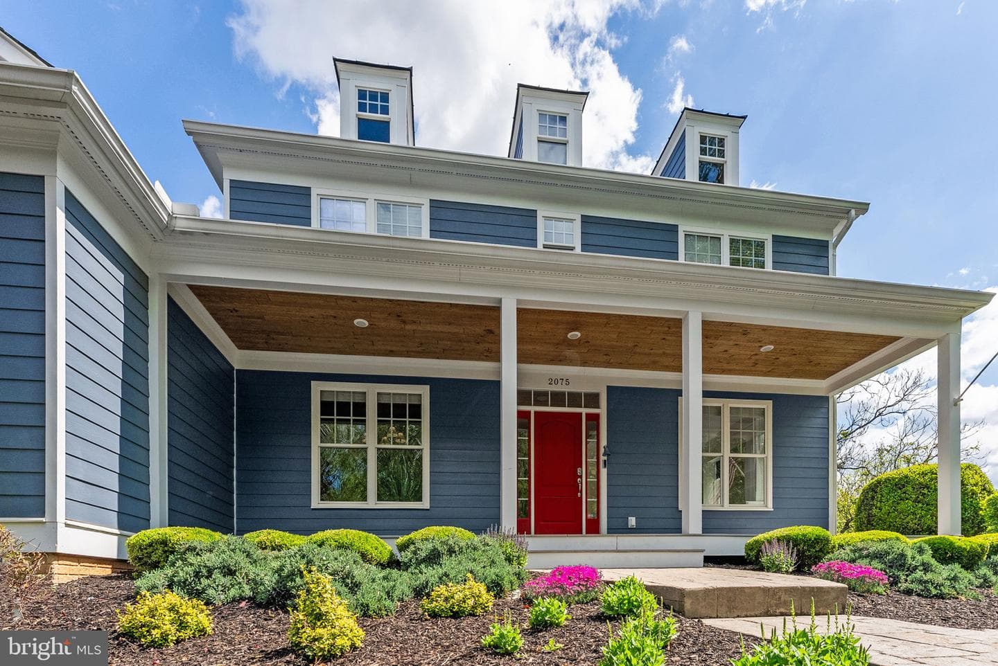 2075 Mountain Road photo 4