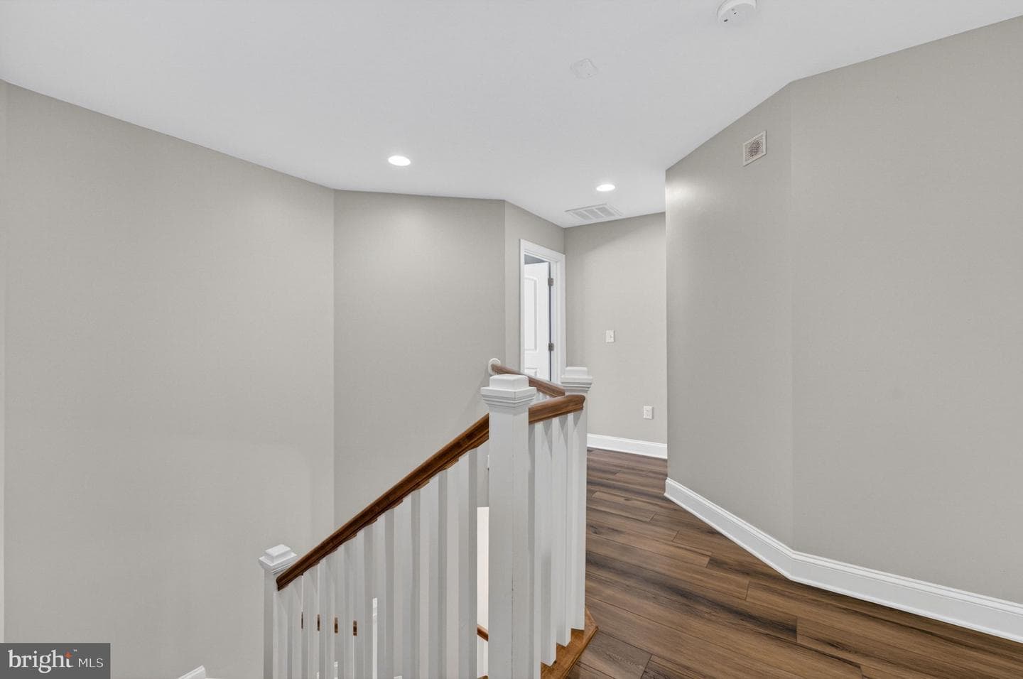 2075 Mountain Road photo 44