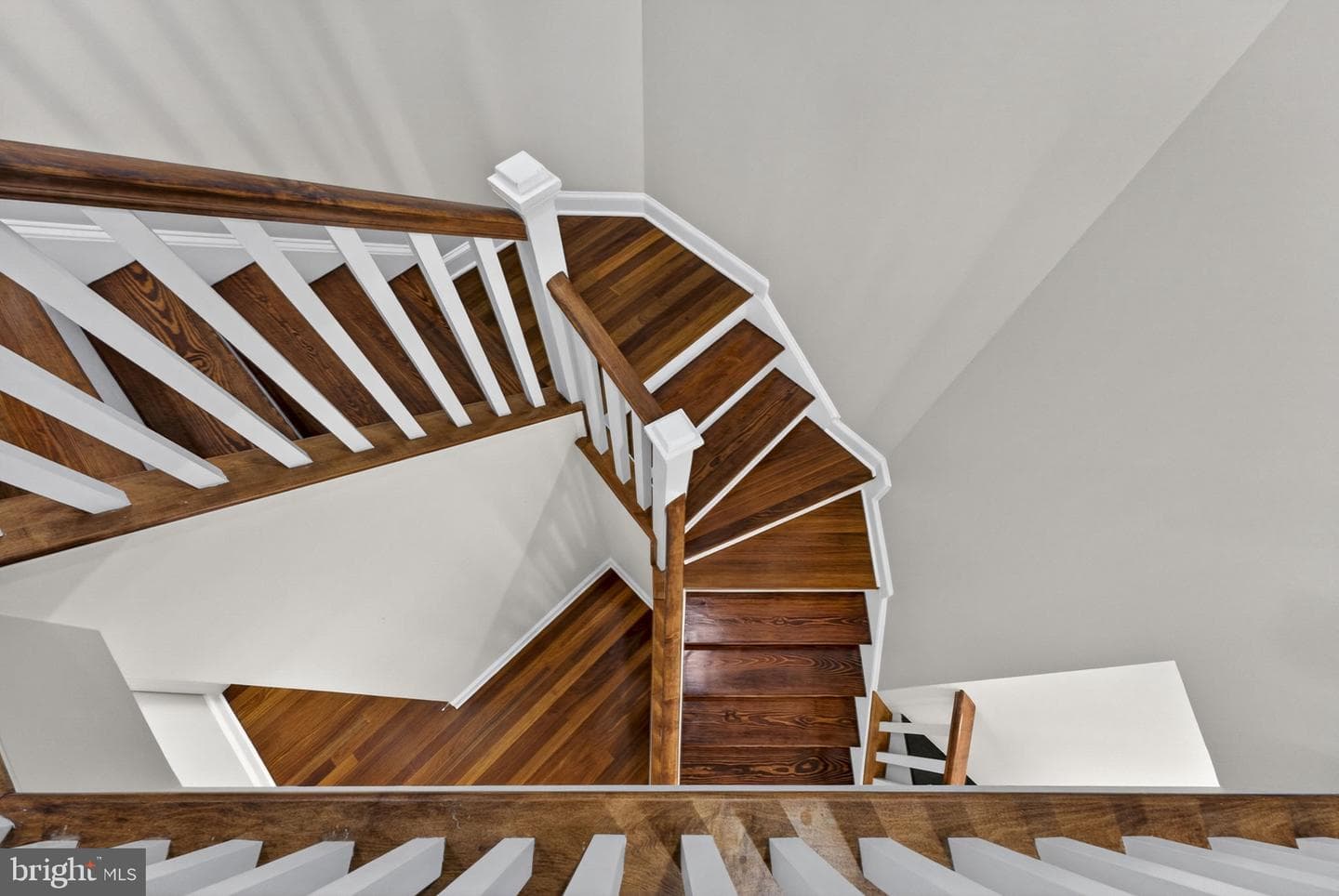 2075 Mountain Road photo 51