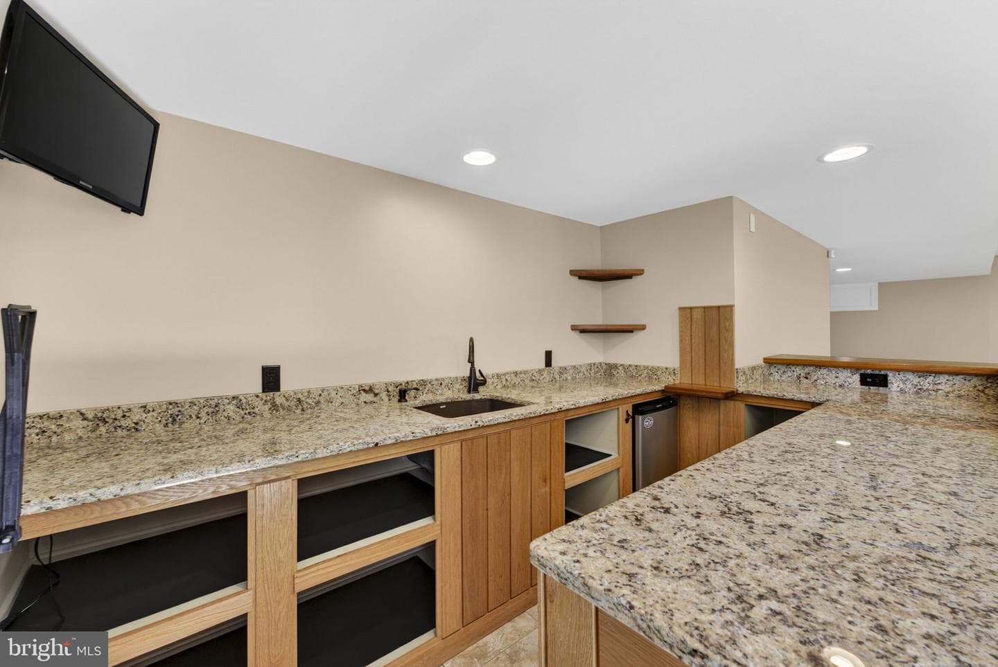 2075 Mountain Road photo 84