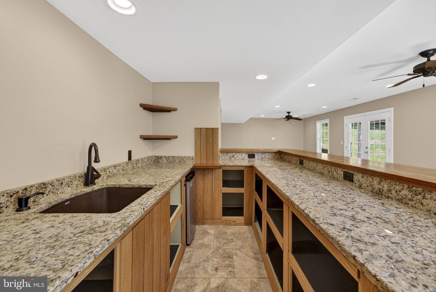 2075 Mountain Road photo 85
