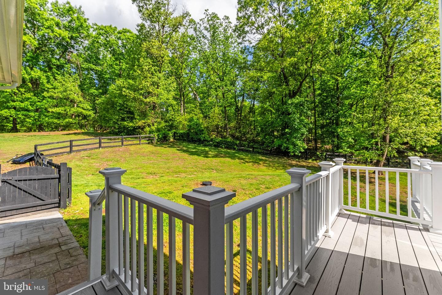 2075 Mountain Road photo 92