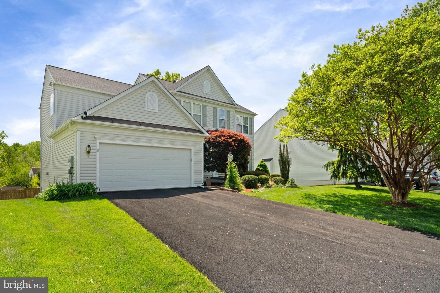 6093 Spindle Tree Court photo 4