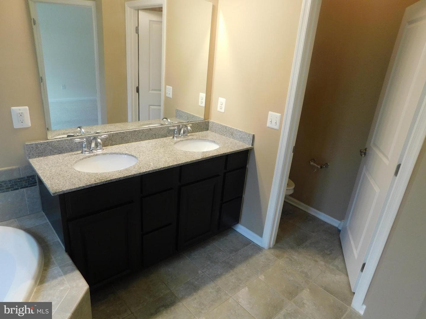 12705 Bedford Glen Way photo 57