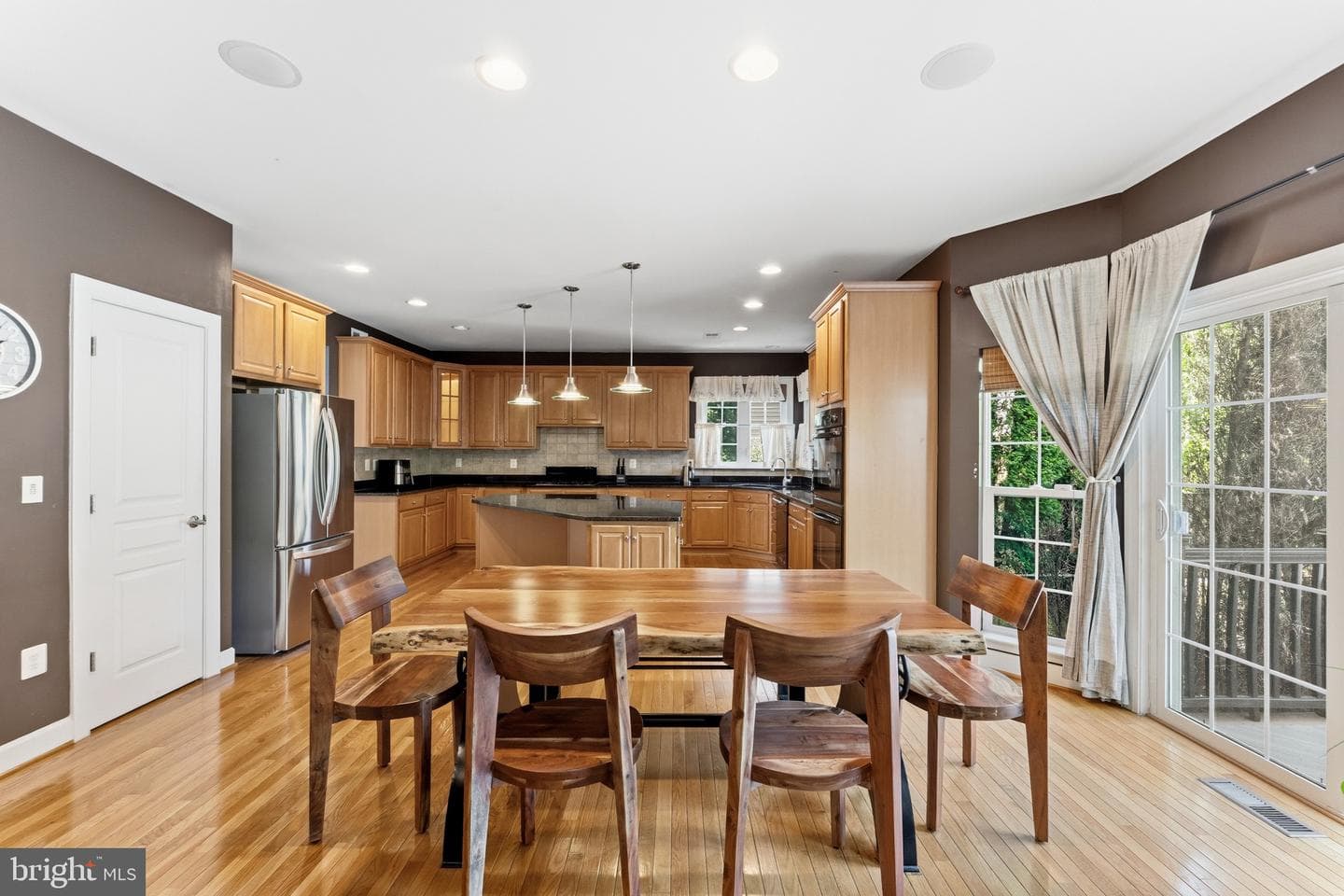 1663 Georges Knoll Court photo 16