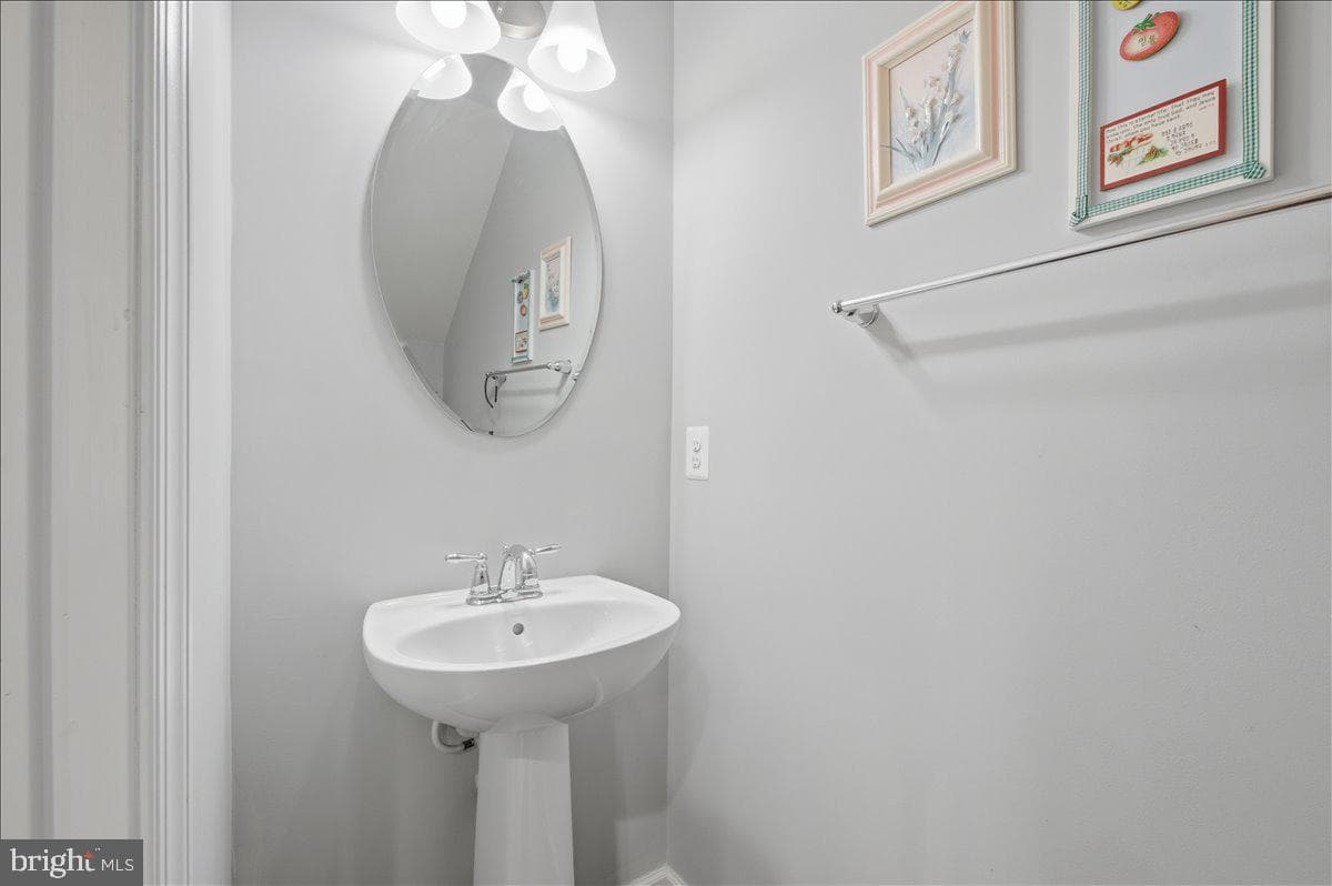 6912 Kona Drive photo 14