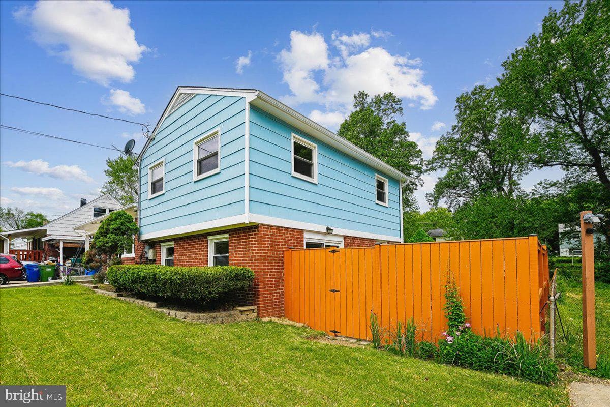 13919 Mathews Drive photo 35