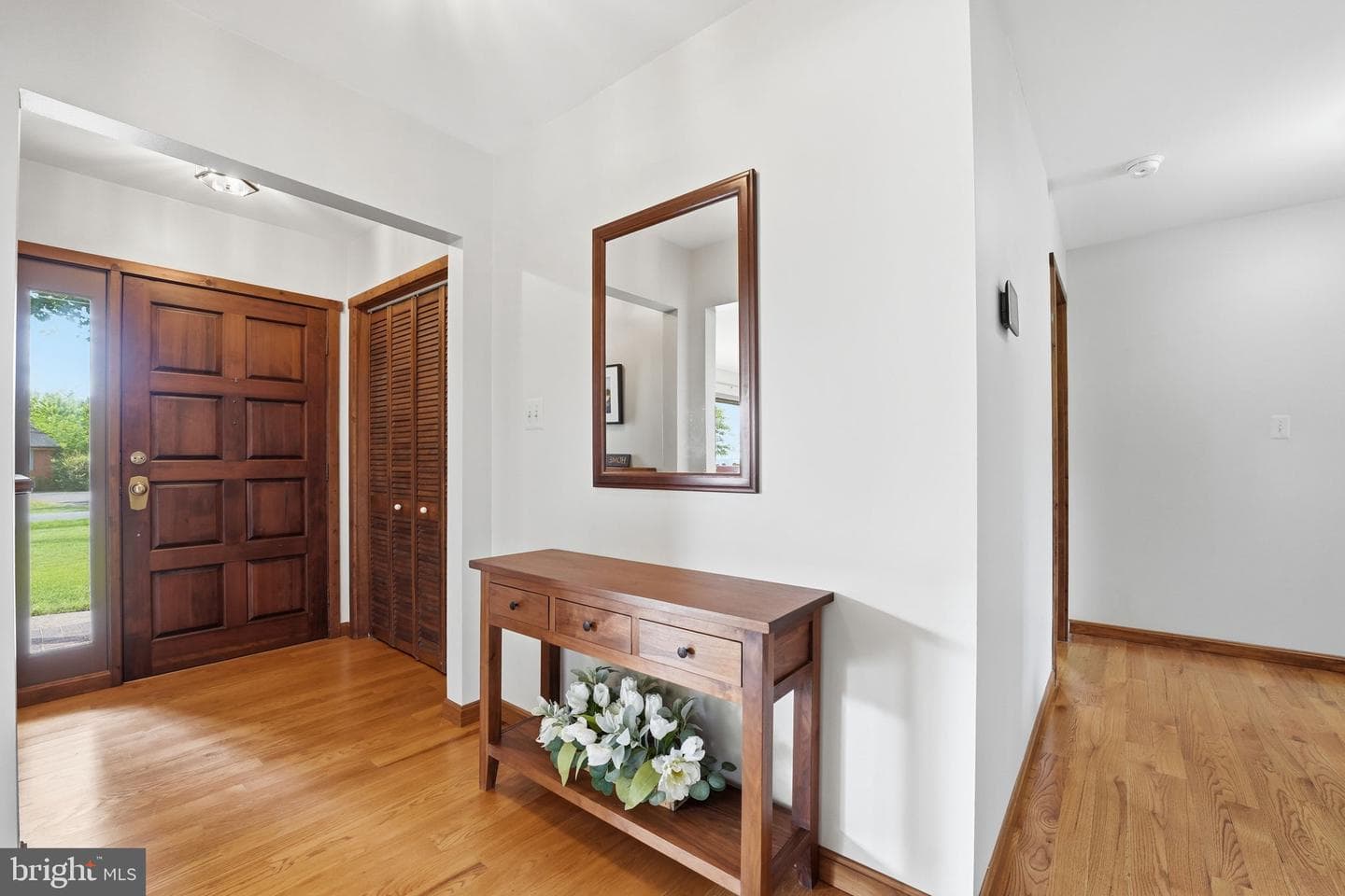 908 Bay Street photo 22
