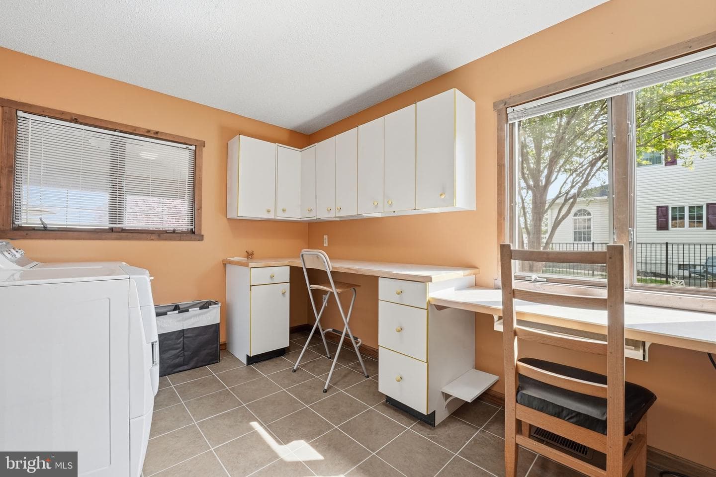 908 Bay Street photo 38