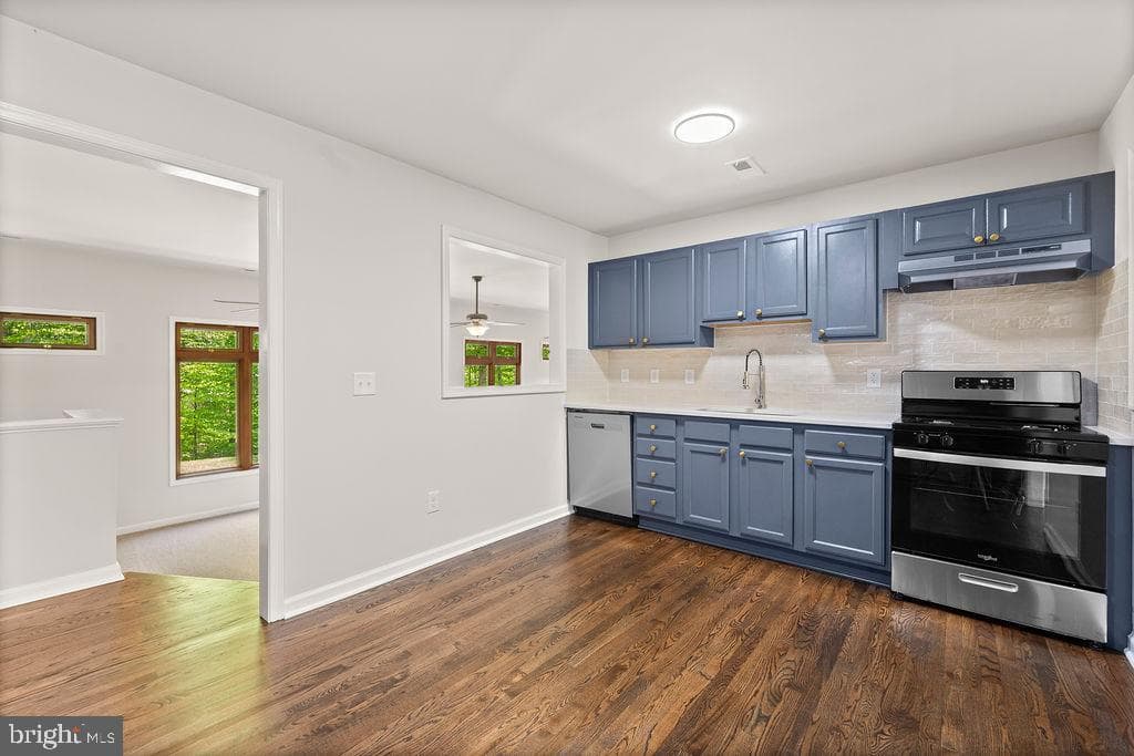 15213 Calexico Lane photo 15
