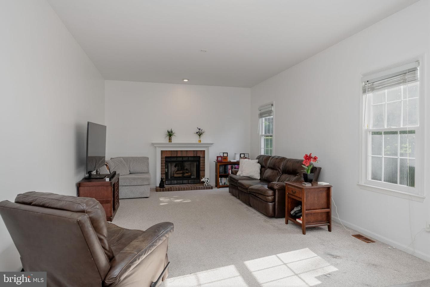 2052 Jennings Street photo 12