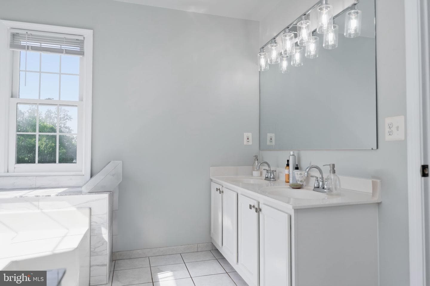 2052 Jennings Street photo 21