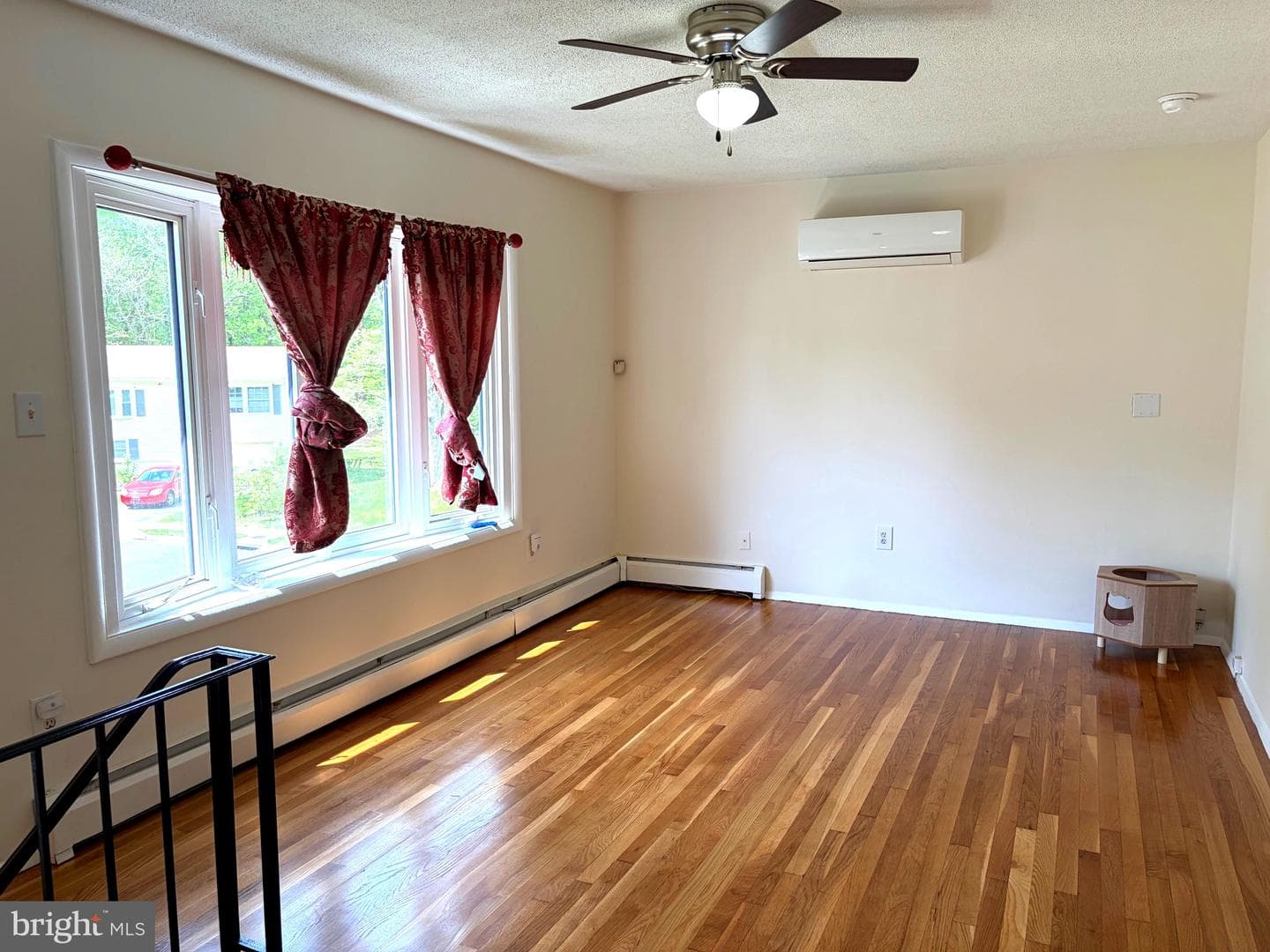 14303 Fairmont Court photo 2