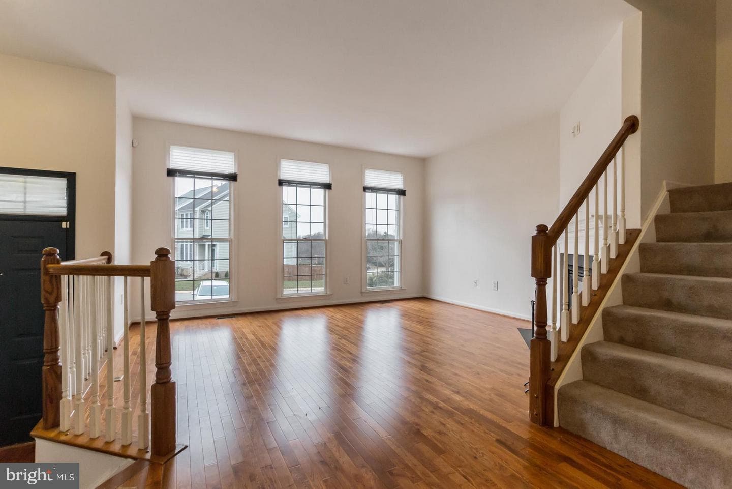 3398 Nadia Loop, Woodbridge