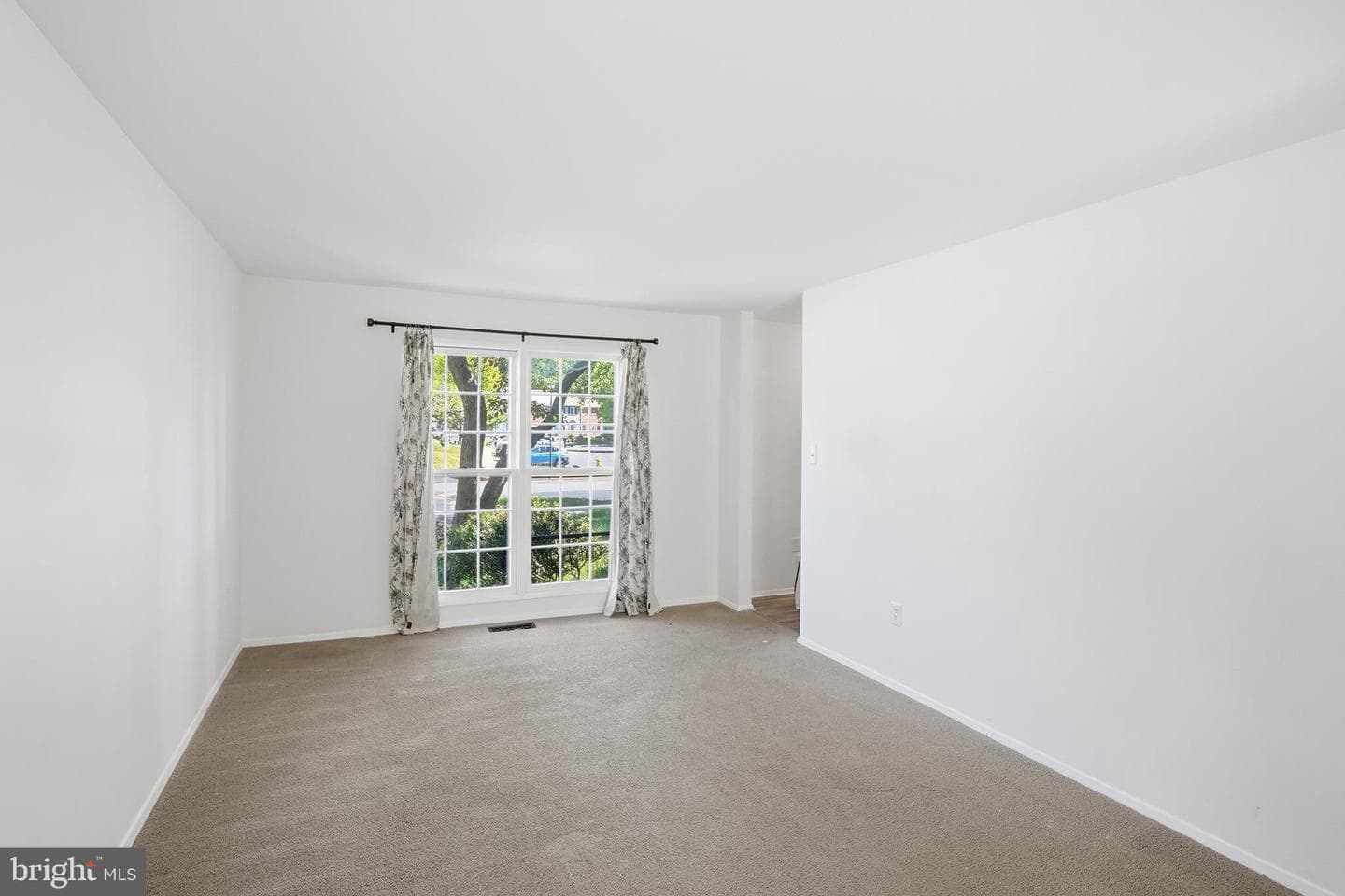 12800 Tumbling Brook Lane photo 8