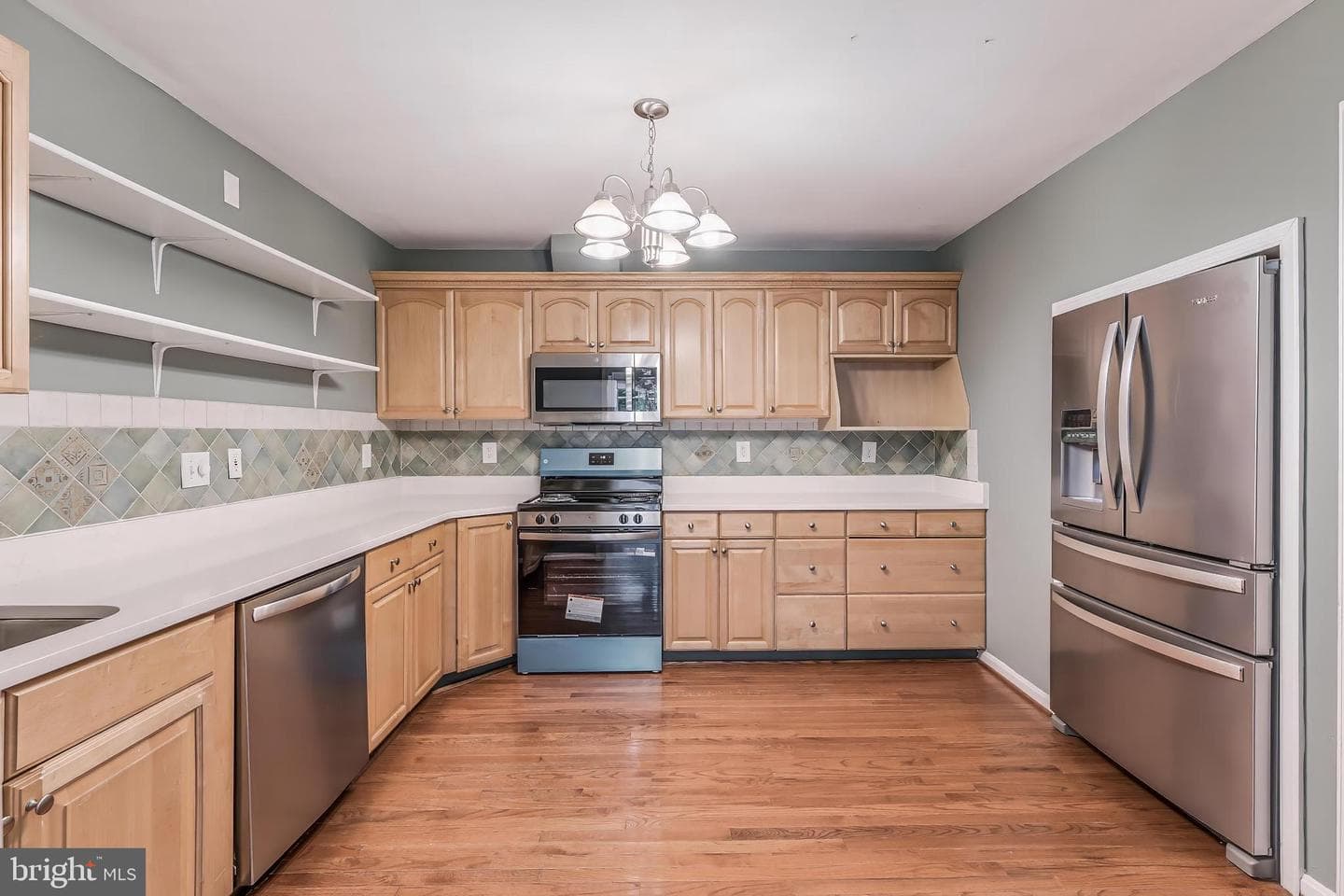 15045 Holleyside Drive photo 11