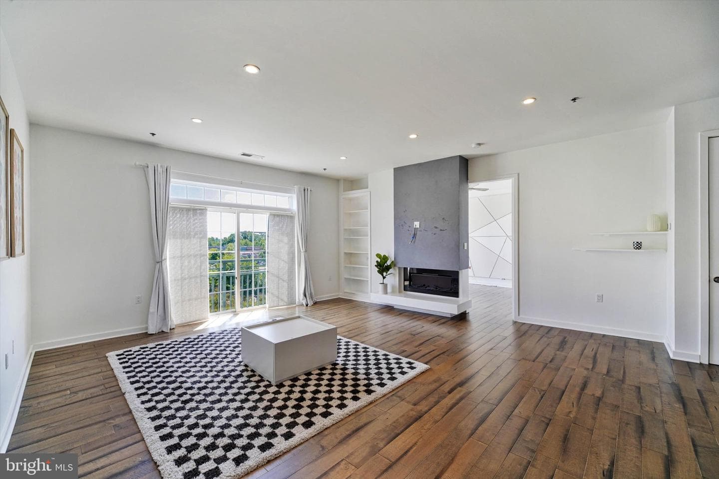 820 Belmont Bay Drive #303 photo 27