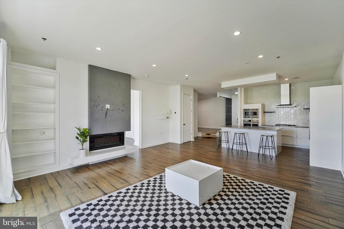 820 Belmont Bay Drive #303 photo 29
