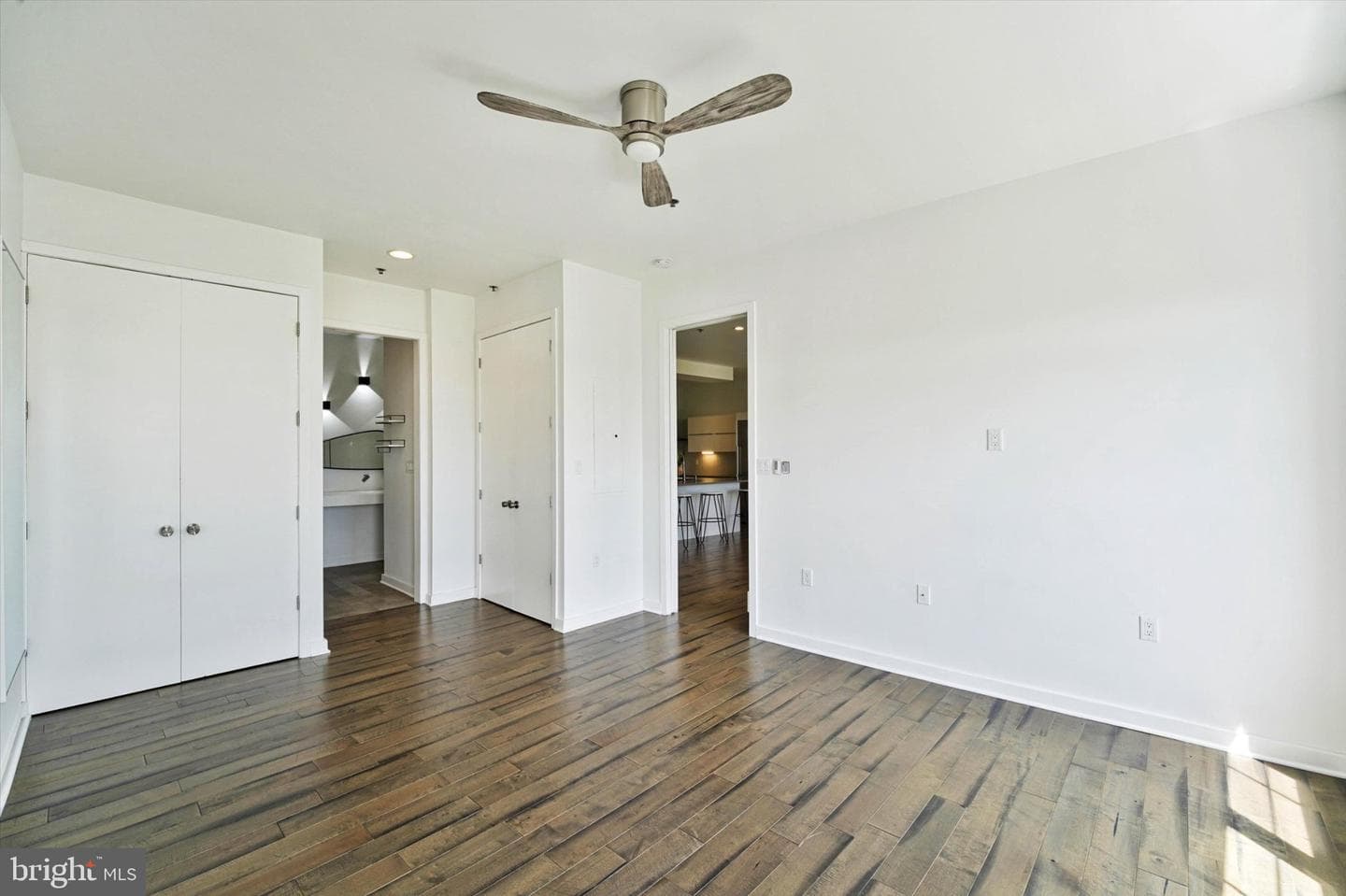 820 Belmont Bay Drive #303 photo 38