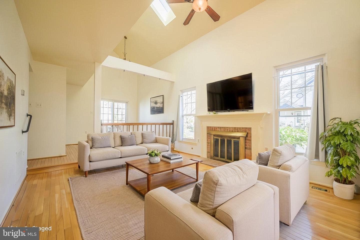 15241 Larkspur Lane photo 3