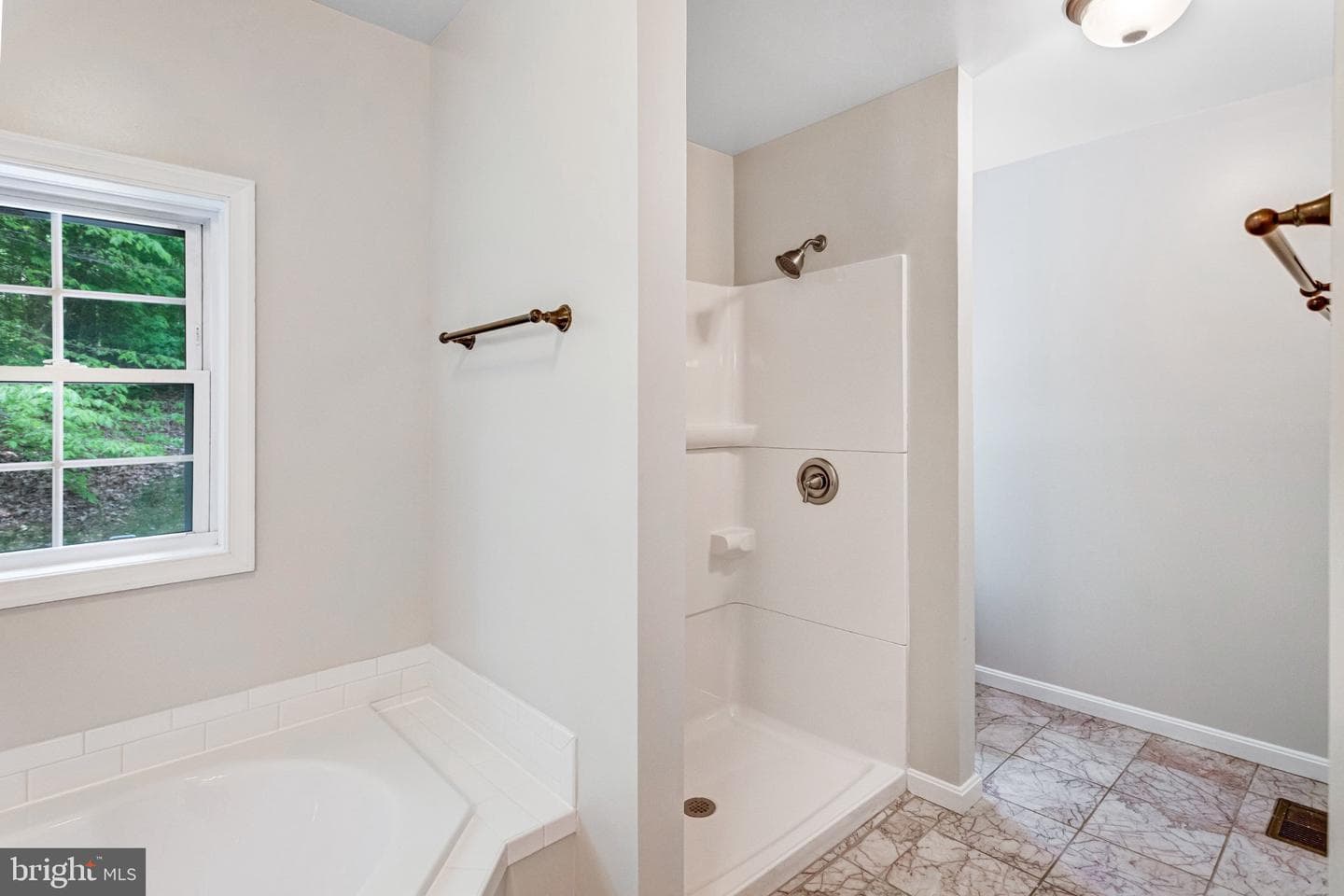 8609 Short Street photo 31