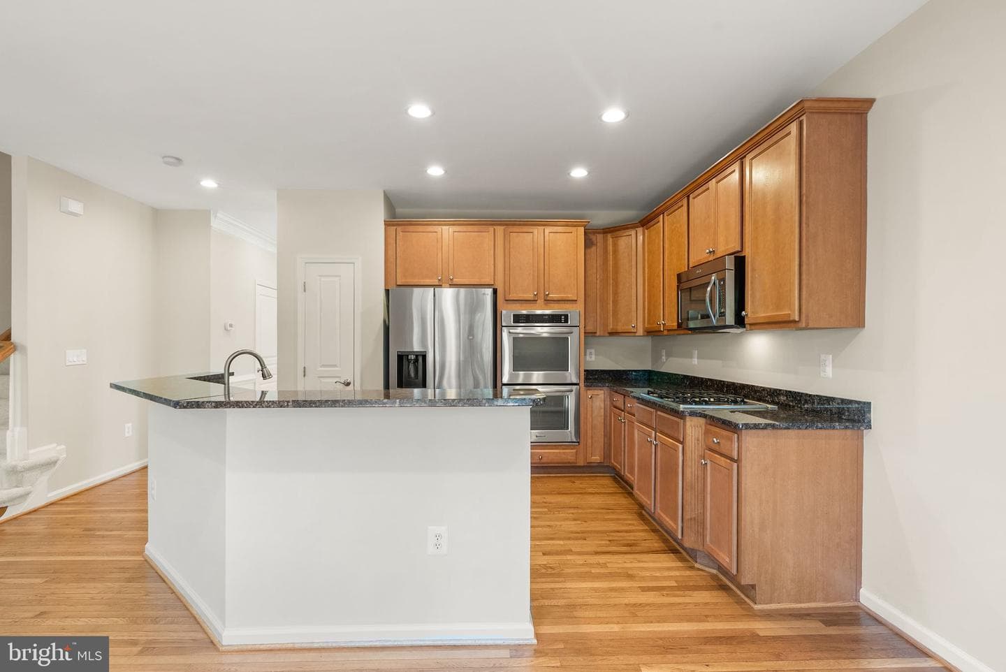 5484 Amberview Court photo 22