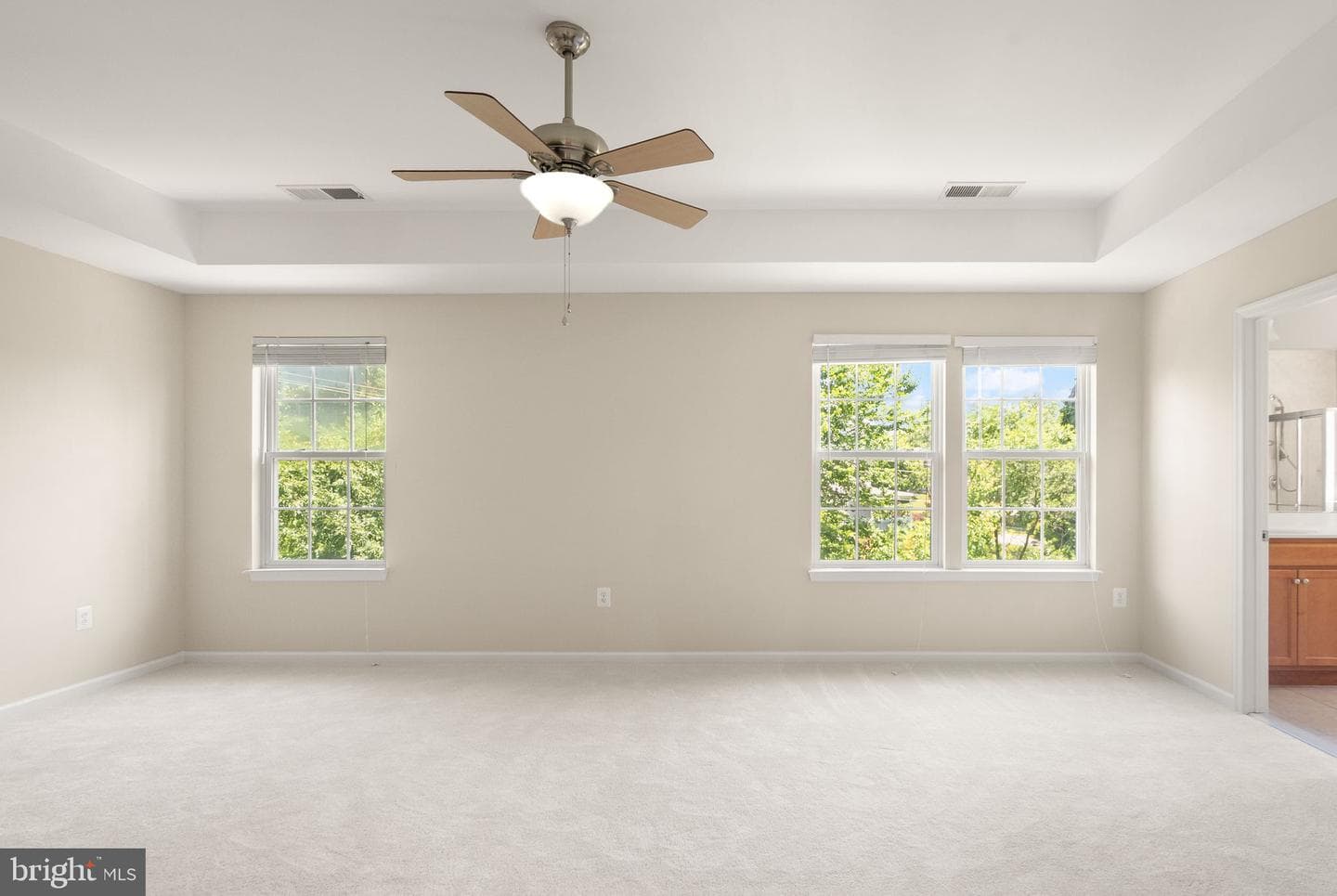 5484 Amberview Court photo 33