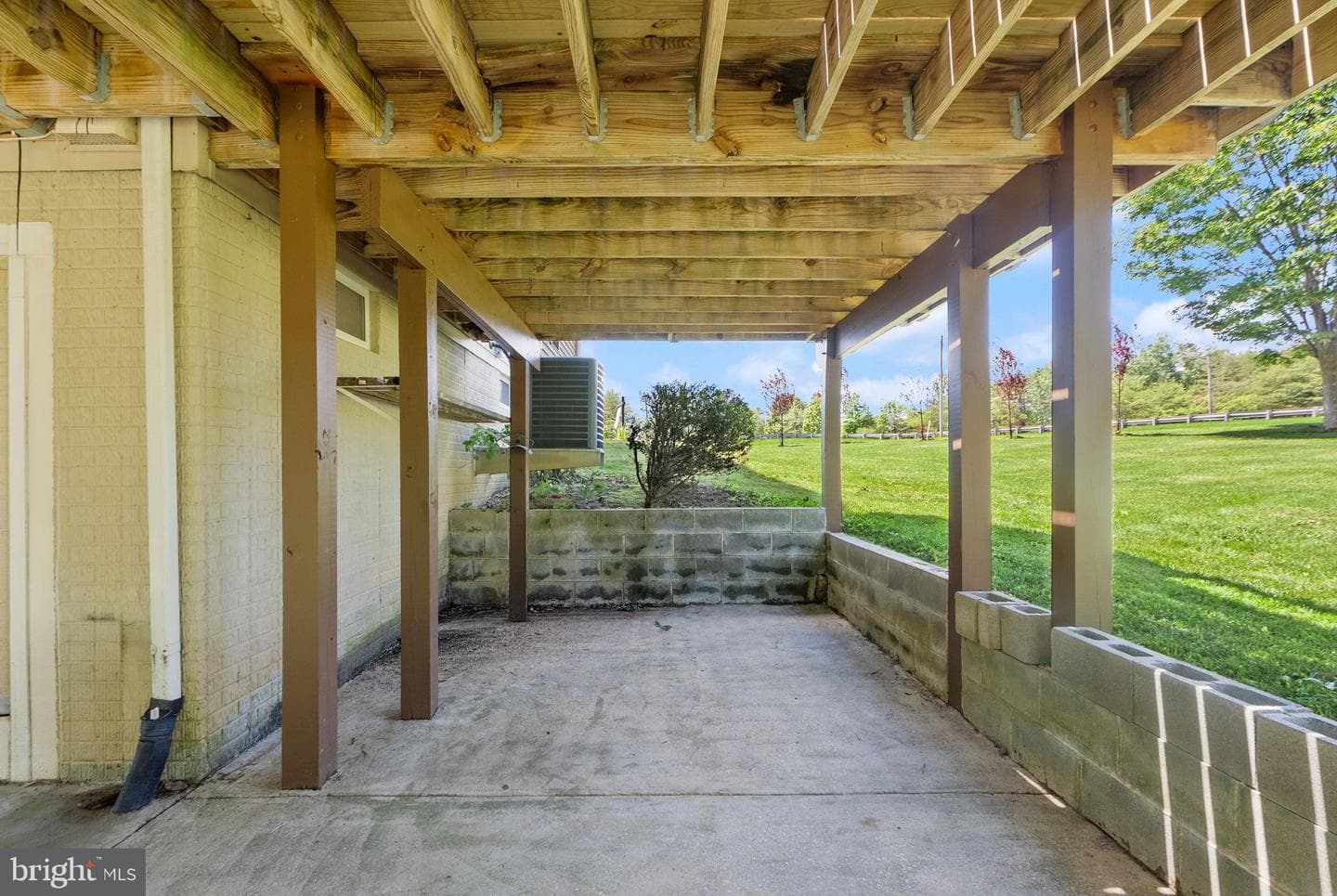 5484 Amberview Court photo 61