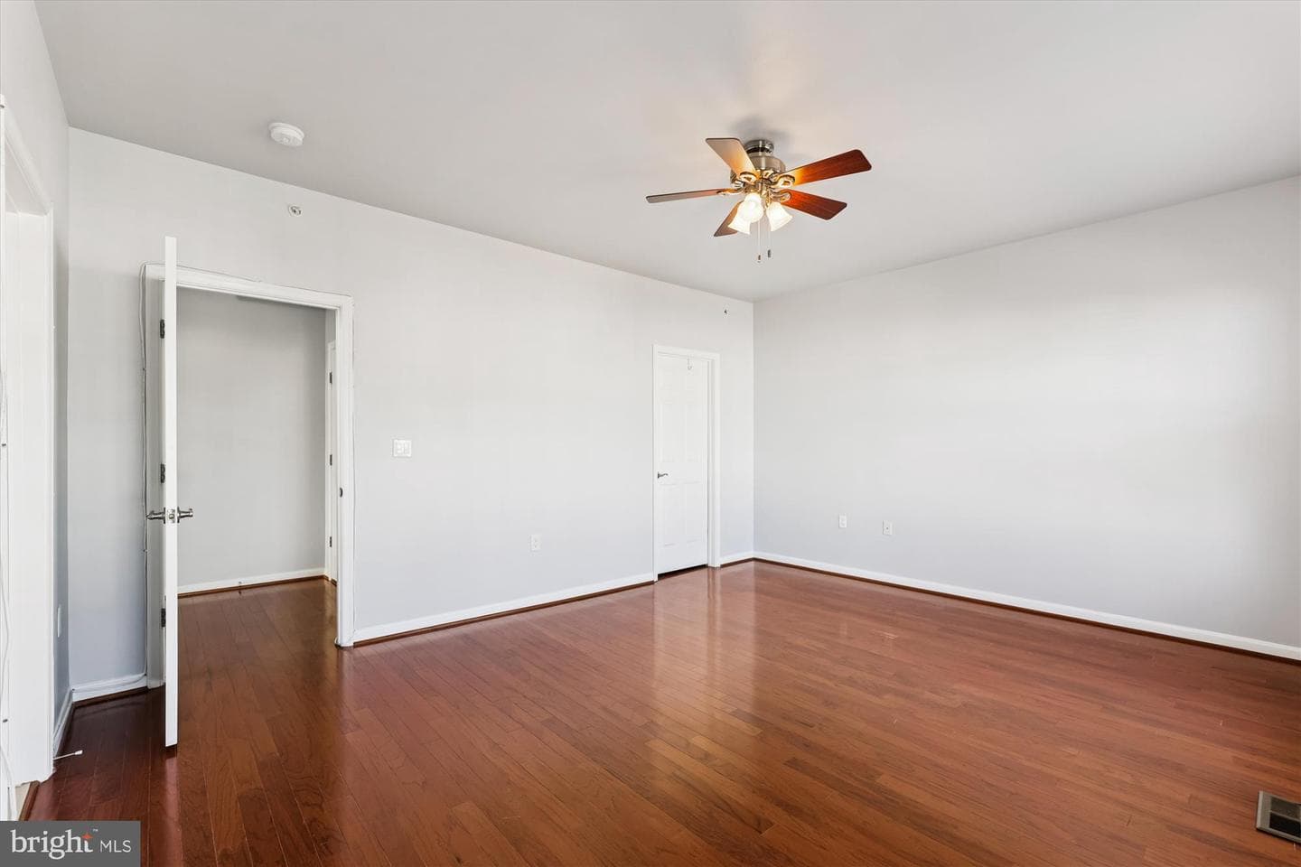 6821 Hampton Bay Lane photo 20