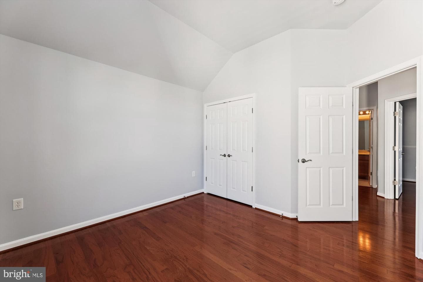 6821 Hampton Bay Lane photo 28