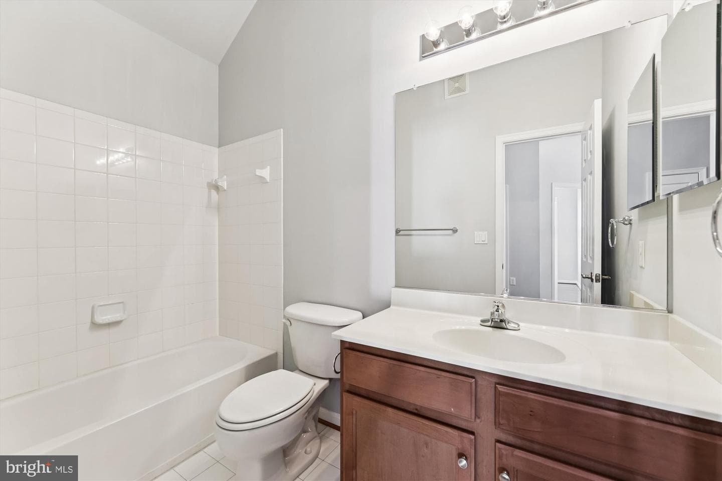 6821 Hampton Bay Lane photo 29