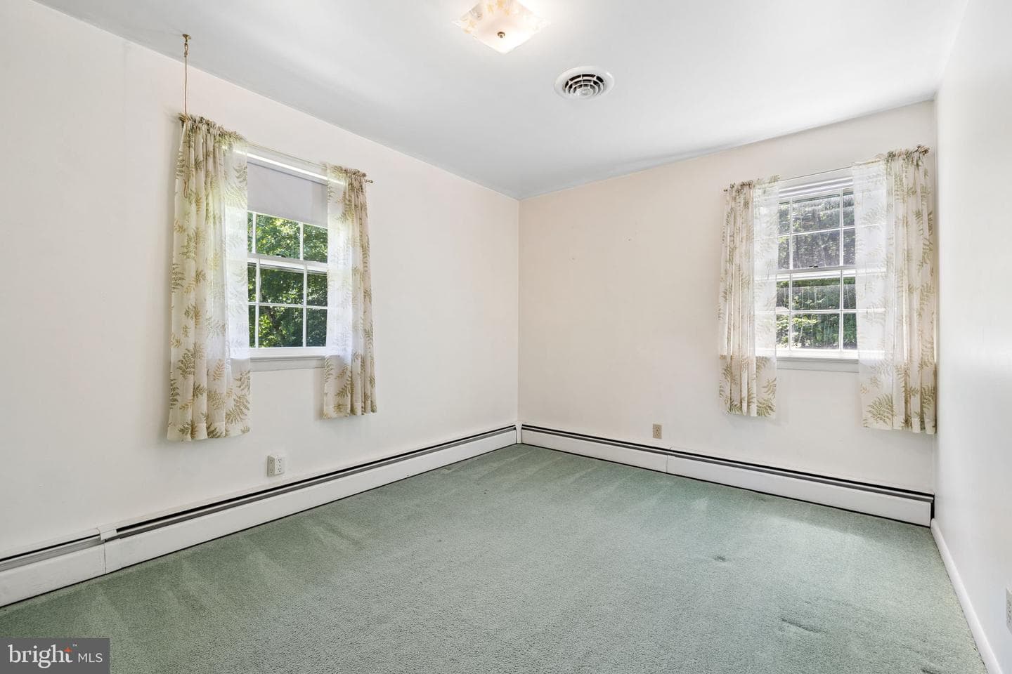 2112 Youngs Drive photo 23