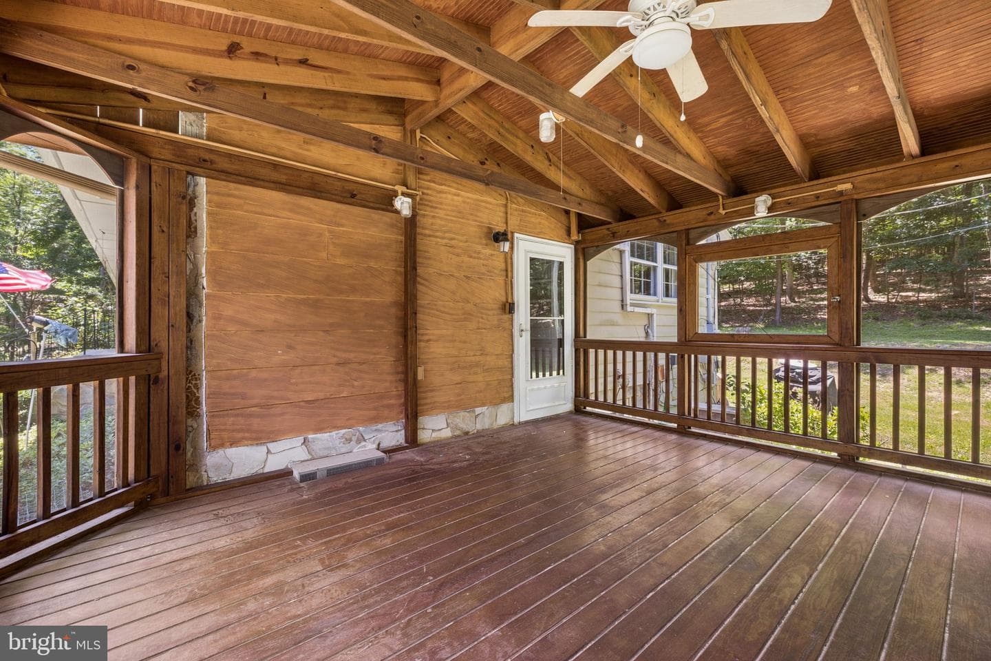 2112 Youngs Drive photo 36