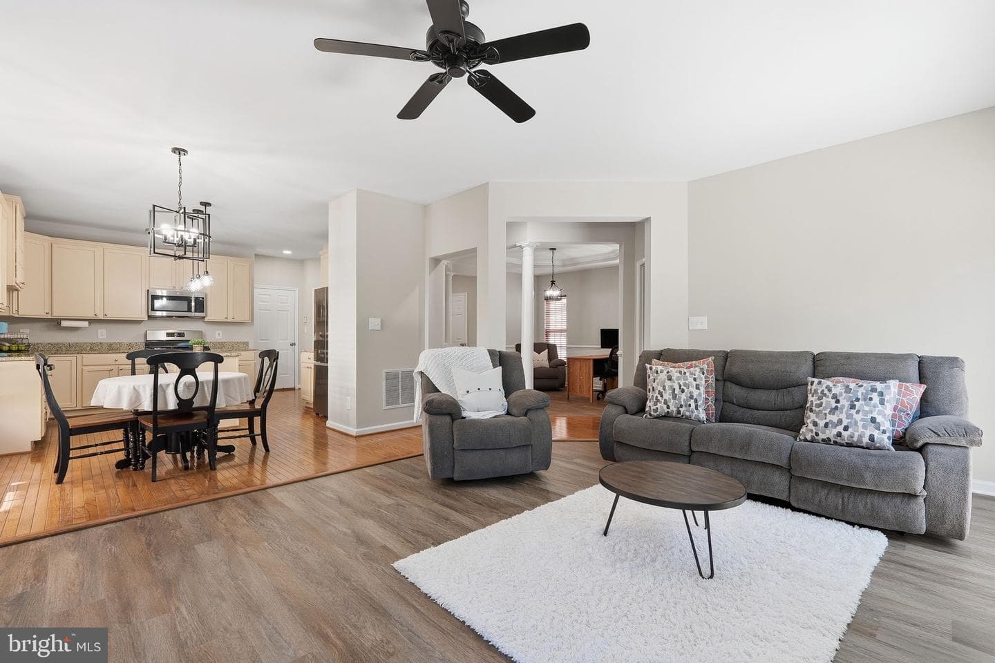 14840 Links Pond Circle photo 7