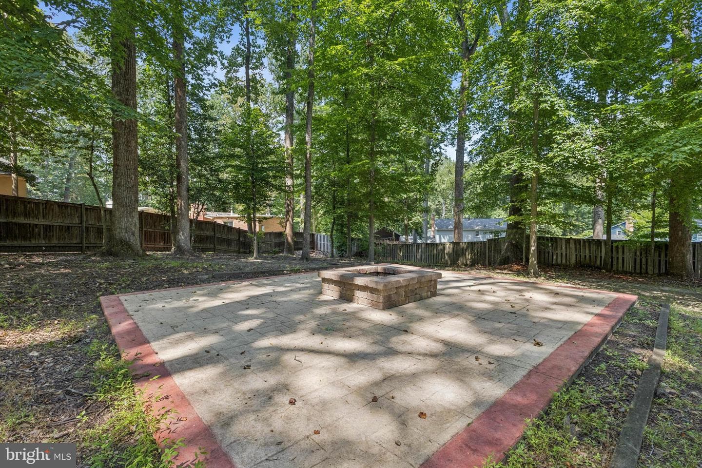 3404 Holly Circle photo 5