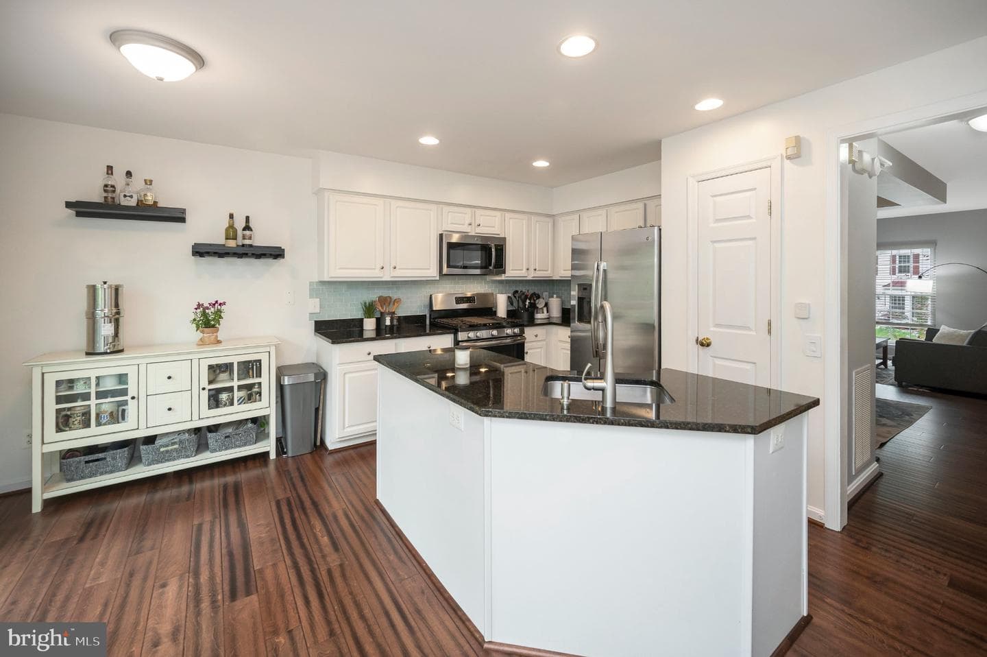 11539 Bertram Street photo 28