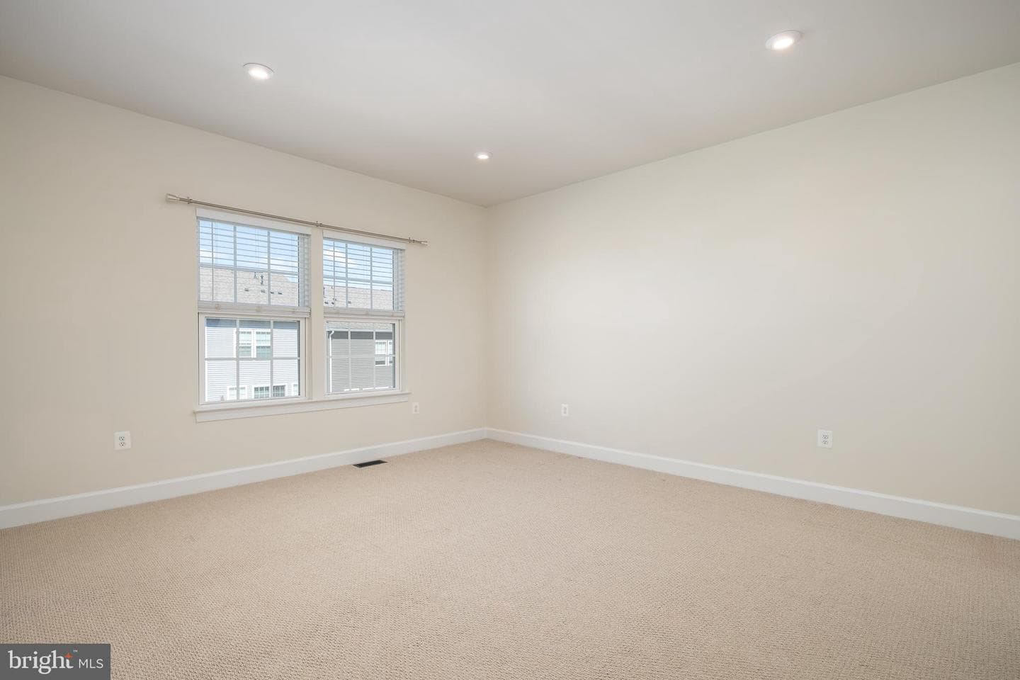 6310 Berkley Bridge Place photo 18