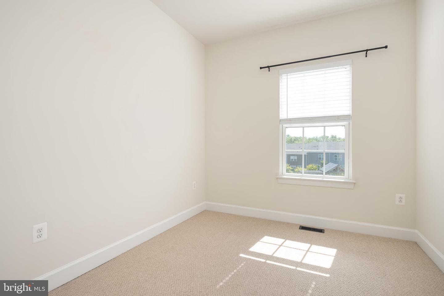 6310 Berkley Bridge Place photo 21