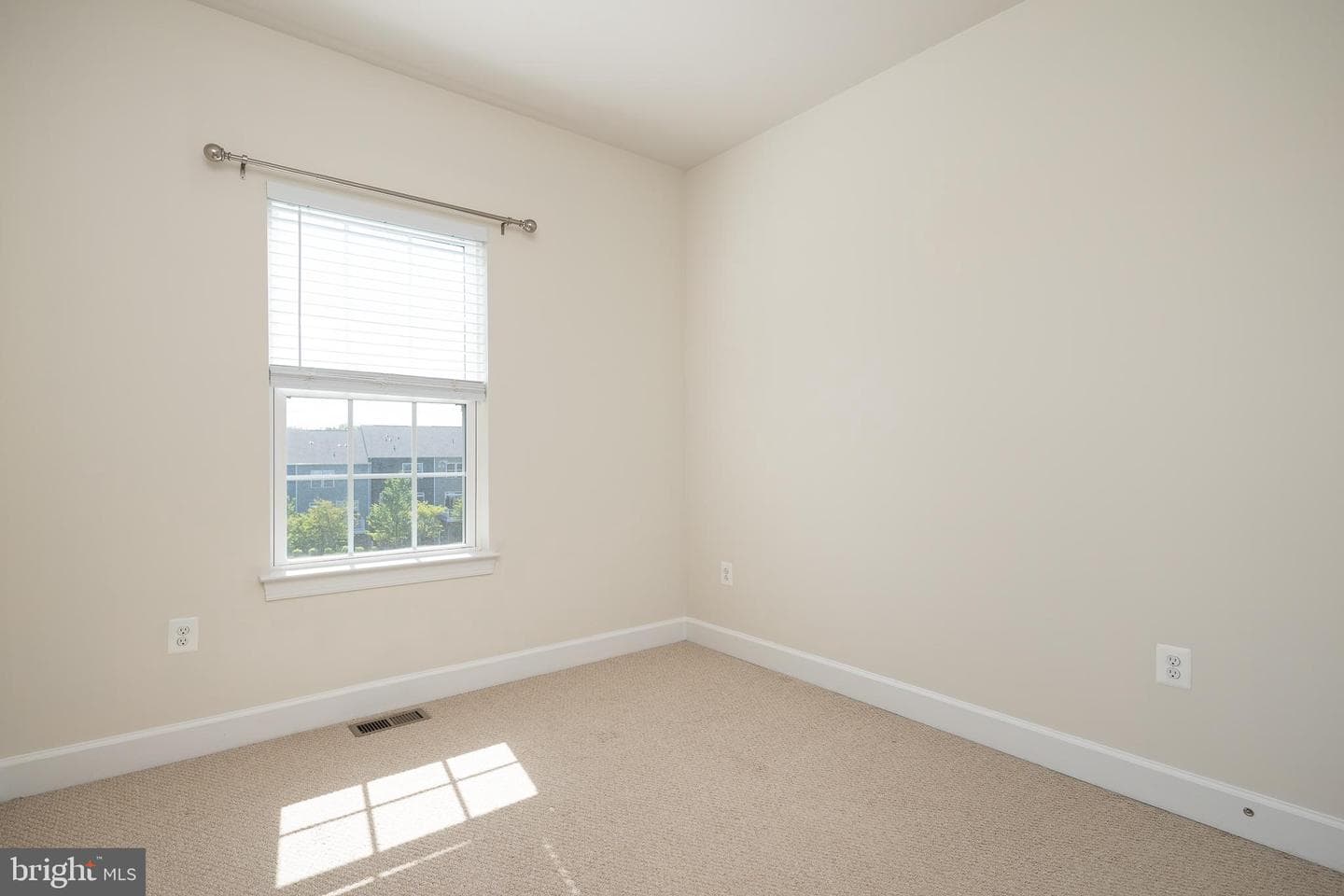 6310 Berkley Bridge Place photo 23